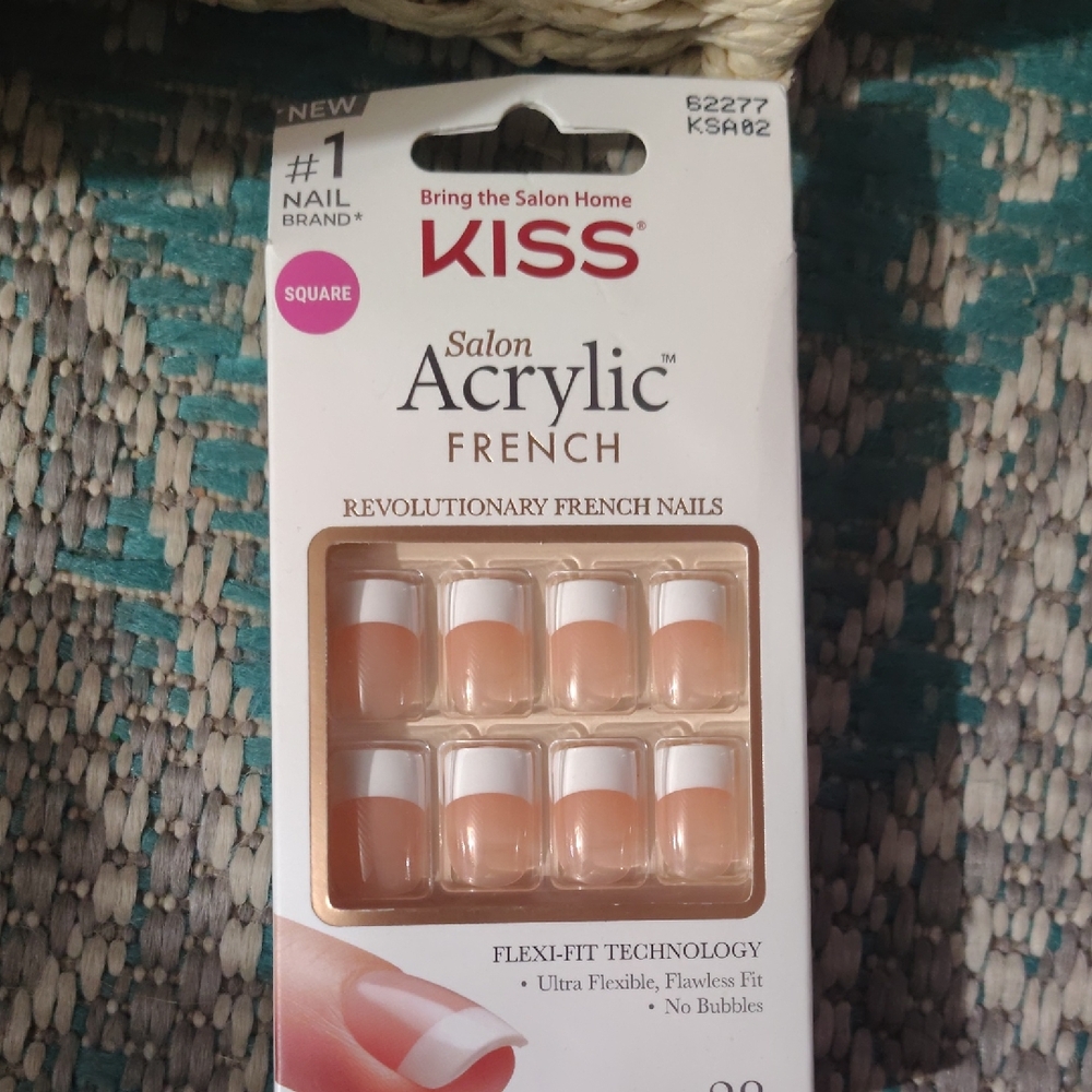 KISS Acrylic French Nails with White Tips